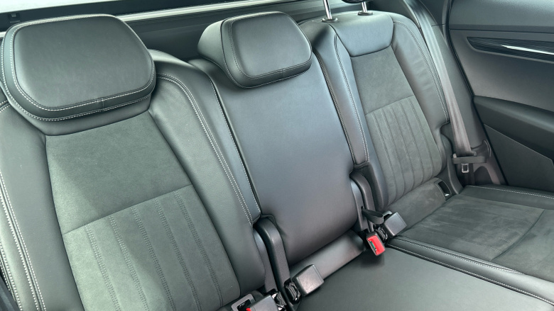 Skoda Karoq 2.0 TDI SE L 4x4 5dr DSG Diesel Estate